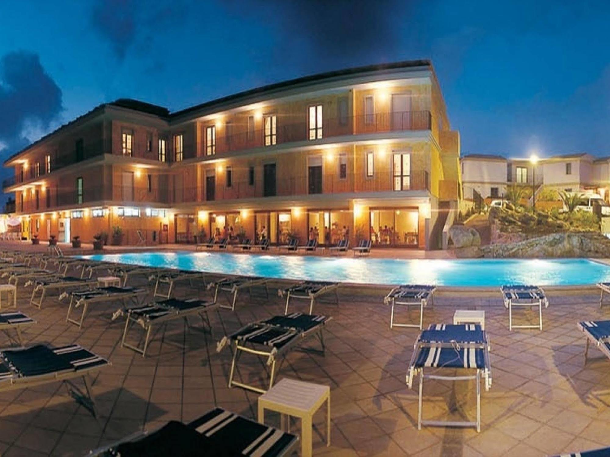 Borgo Saraceno Hotel-Residence Santa Teresa Gallura Exterior foto