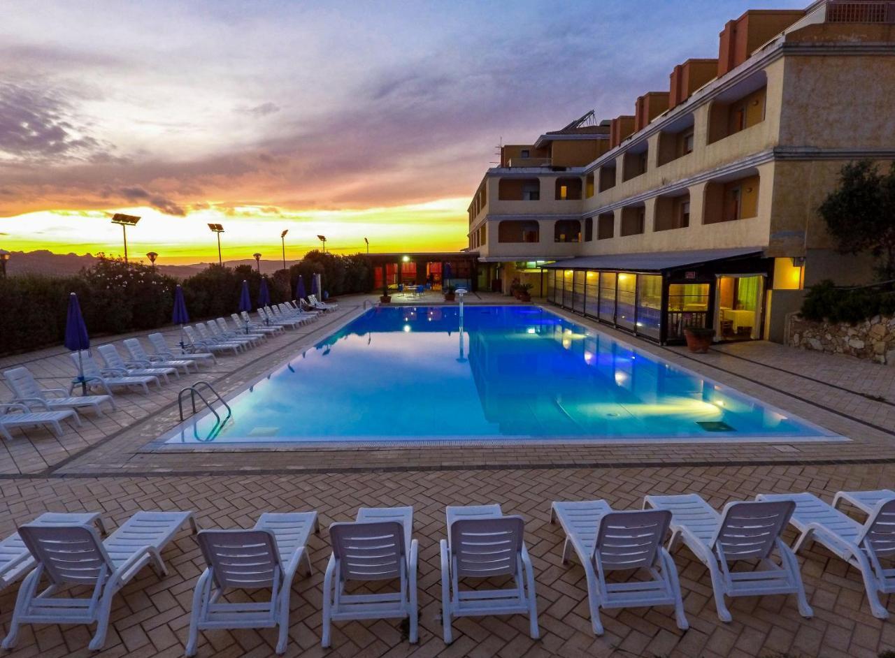 Borgo Saraceno Hotel-Residence Santa Teresa Gallura Exterior foto