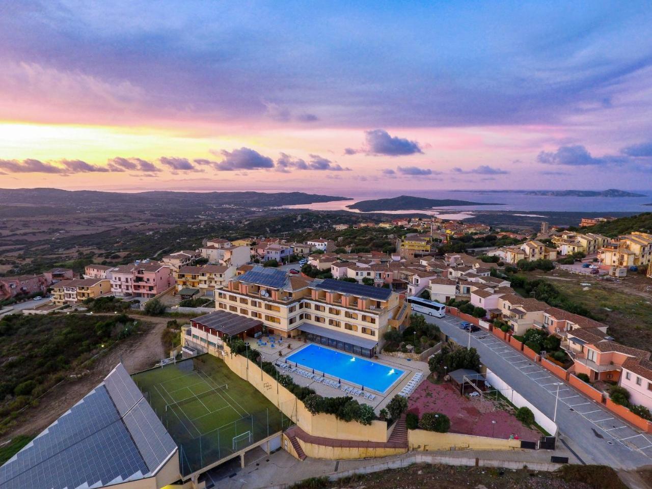 Borgo Saraceno Hotel-Residence Santa Teresa Gallura Exterior foto